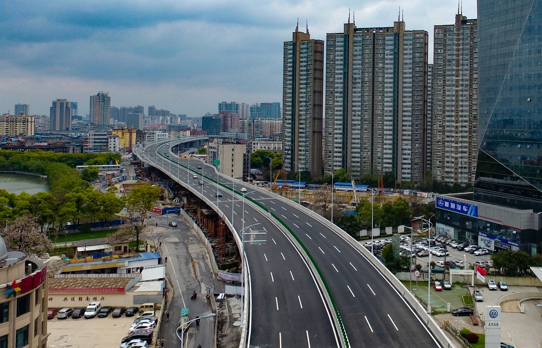 南昌洪都大道